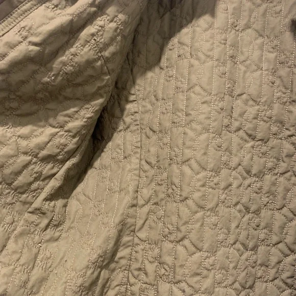 Womens green hooded carhartt jacket - Picture 4 of 5